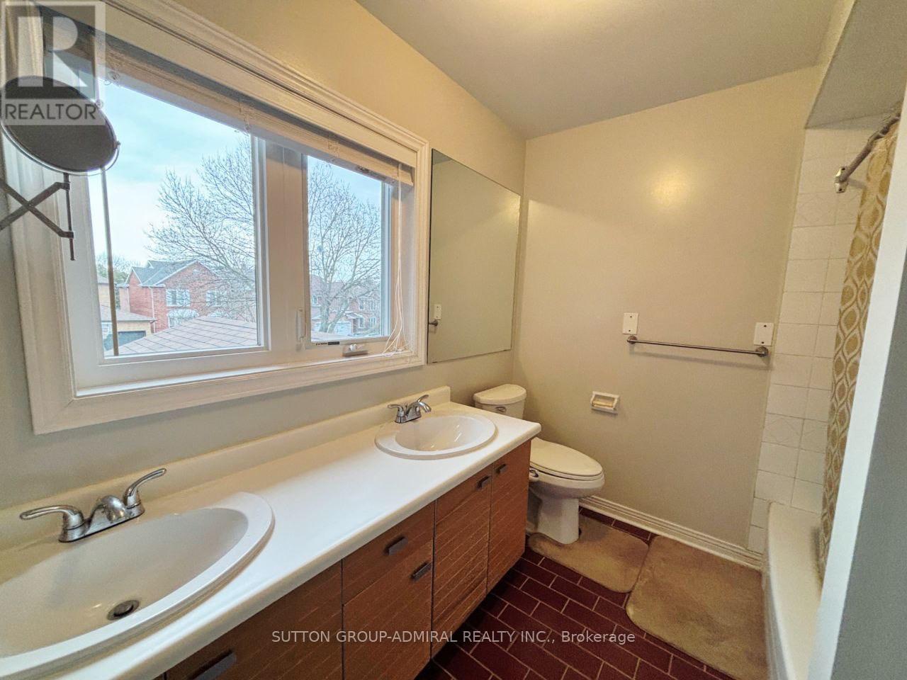 18 Tangreen Circle, Vaughan, Ontario  L4J 5E2 - Photo 18 - N12051606