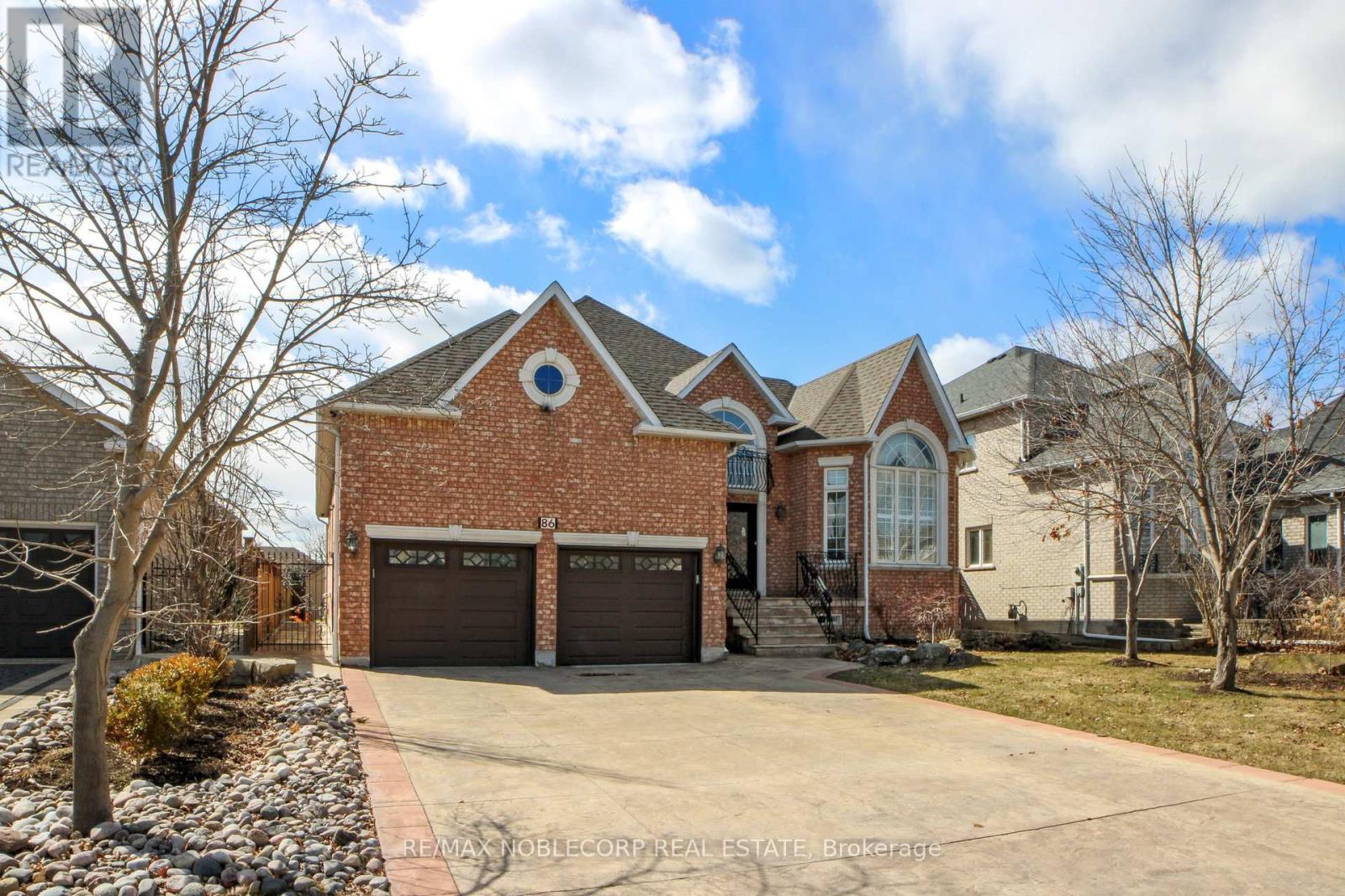 Property at 86 NOVAVIEW CRESCENT image 1
