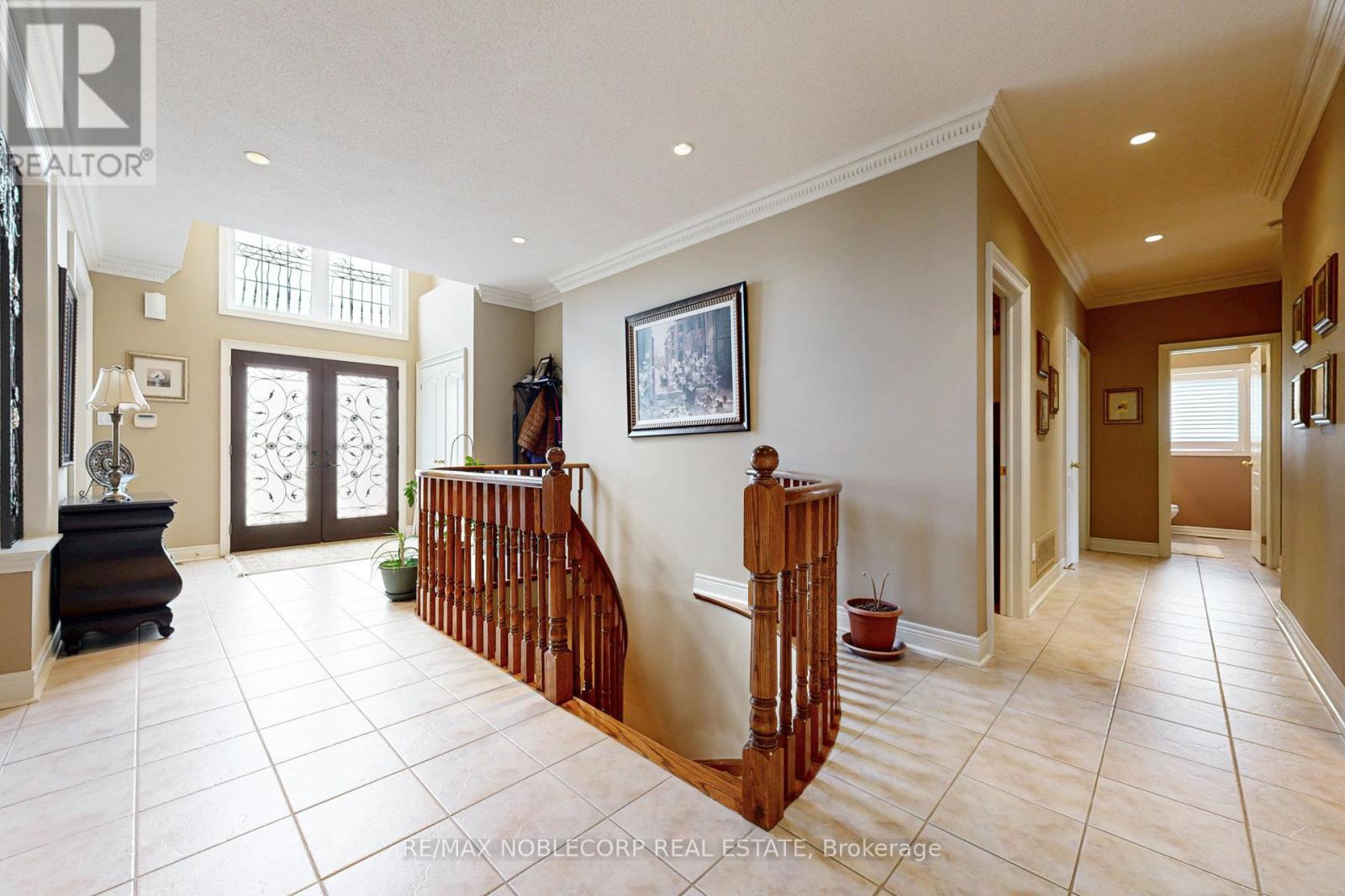 Property at 86 NOVAVIEW CRESCENT image 5
