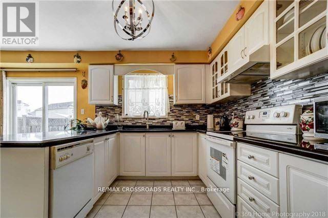 29 Billingsley Crescent, Markham, Ontario  L3S 4P2 - Photo 10 - N12051701