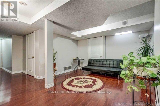 29 Billingsley Crescent, Markham, Ontario  L3S 4P2 - Photo 11 - N12051701
