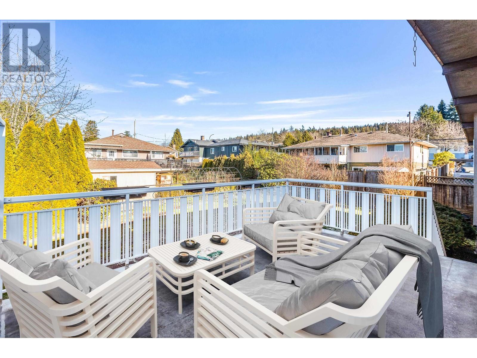 805 EVERETT CRESCENT, burnaby, British Columbia