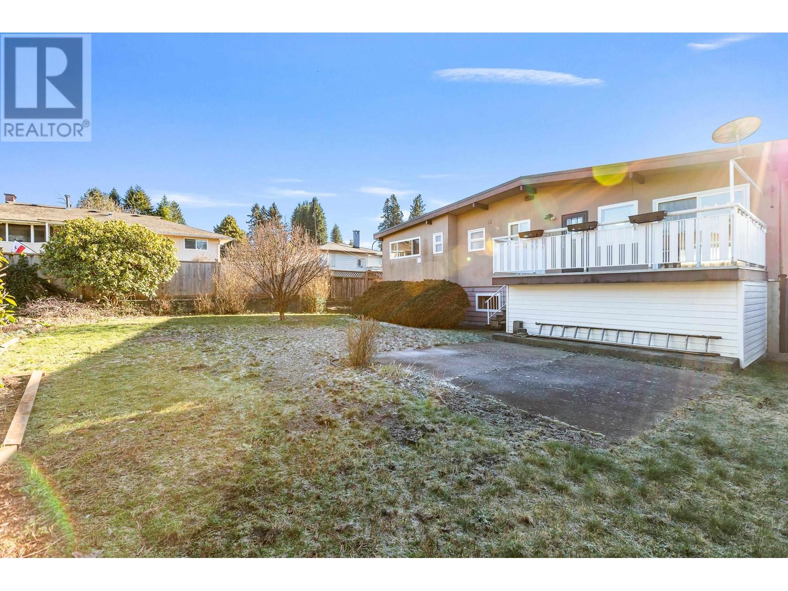 805 Everett Crescent, Burnaby, British Columbia  V5A 2N3 - Photo 29 - R2983647