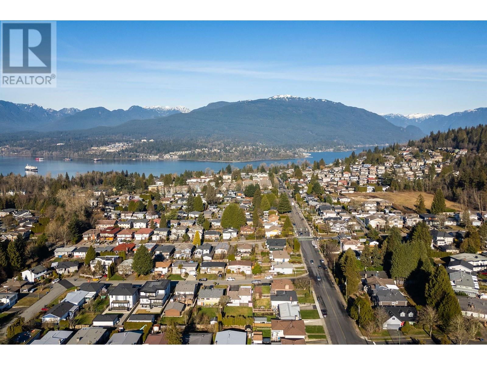 805 Everett Crescent, Burnaby, British Columbia  V5A 2N3 - Photo 34 - R2983647