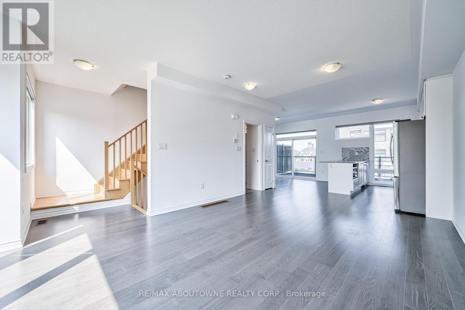 2501 Littlefield Crescent, Oakville (1007 - Ga Glen Abbey), Ontario  L6M 5L9 - Photo 15 - W12051712