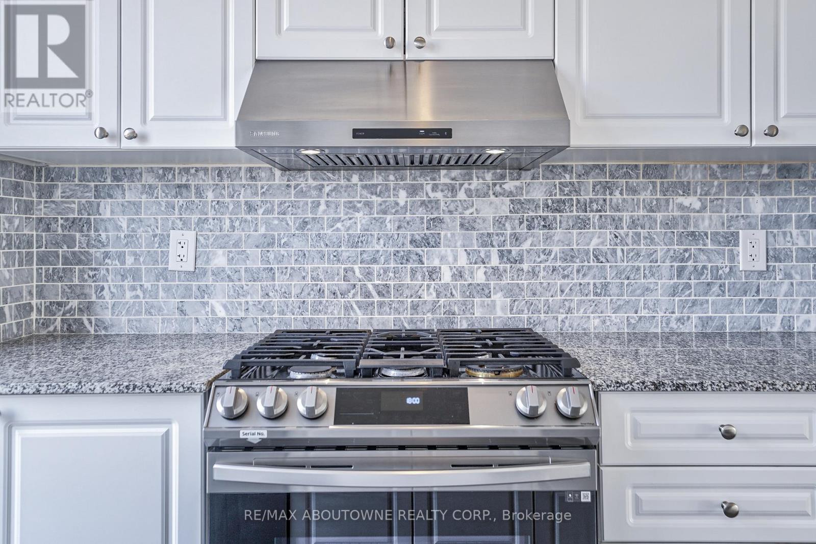 2501 Littlefield Crescent, Oakville (1007 - Ga Glen Abbey), Ontario  L6M 5L9 - Photo 25 - W12051712