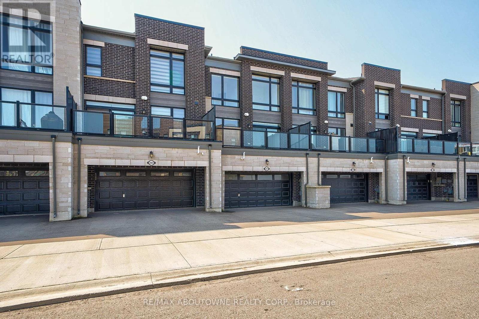 2501 Littlefield Crescent, Oakville (1007 - Ga Glen Abbey), Ontario  L6M 5L9 - Photo 45 - W12051712