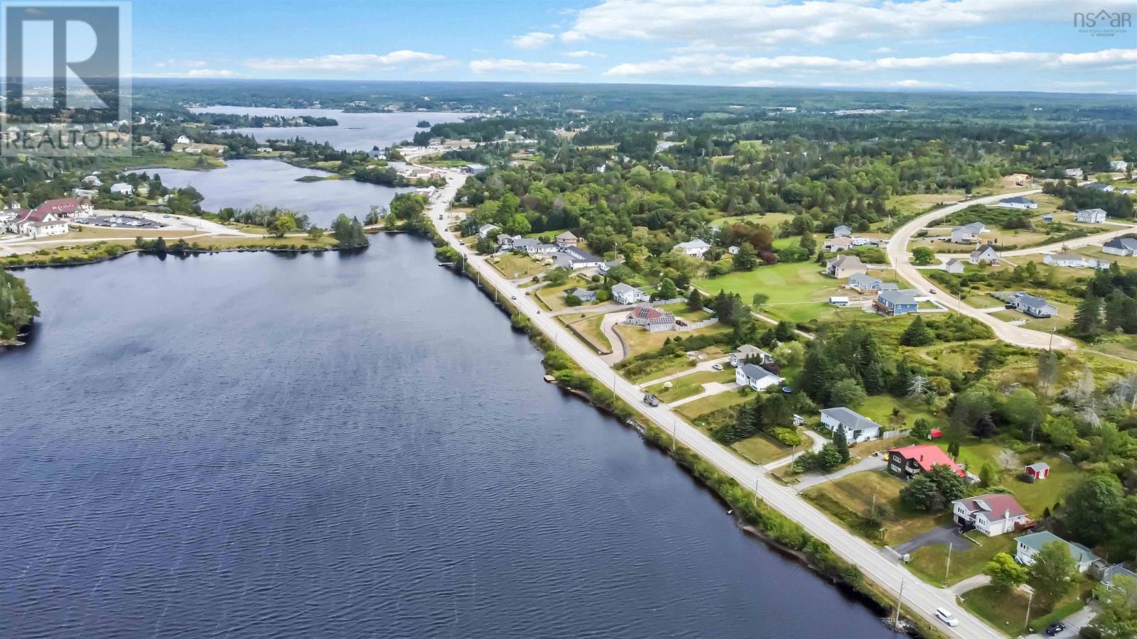 132 Highway 1, Dayton, Nova Scotia  B5A 5A1 - Photo 2 - 202502556