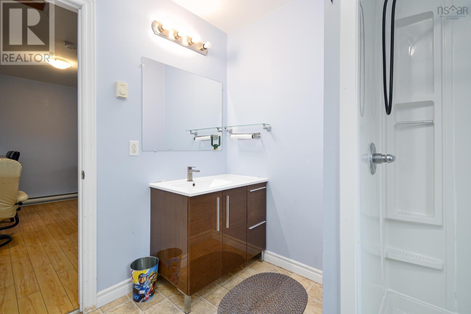 66 Walter's Lane, Sydney, Nova Scotia  B1P 3E6 - Photo 12 - 202506313