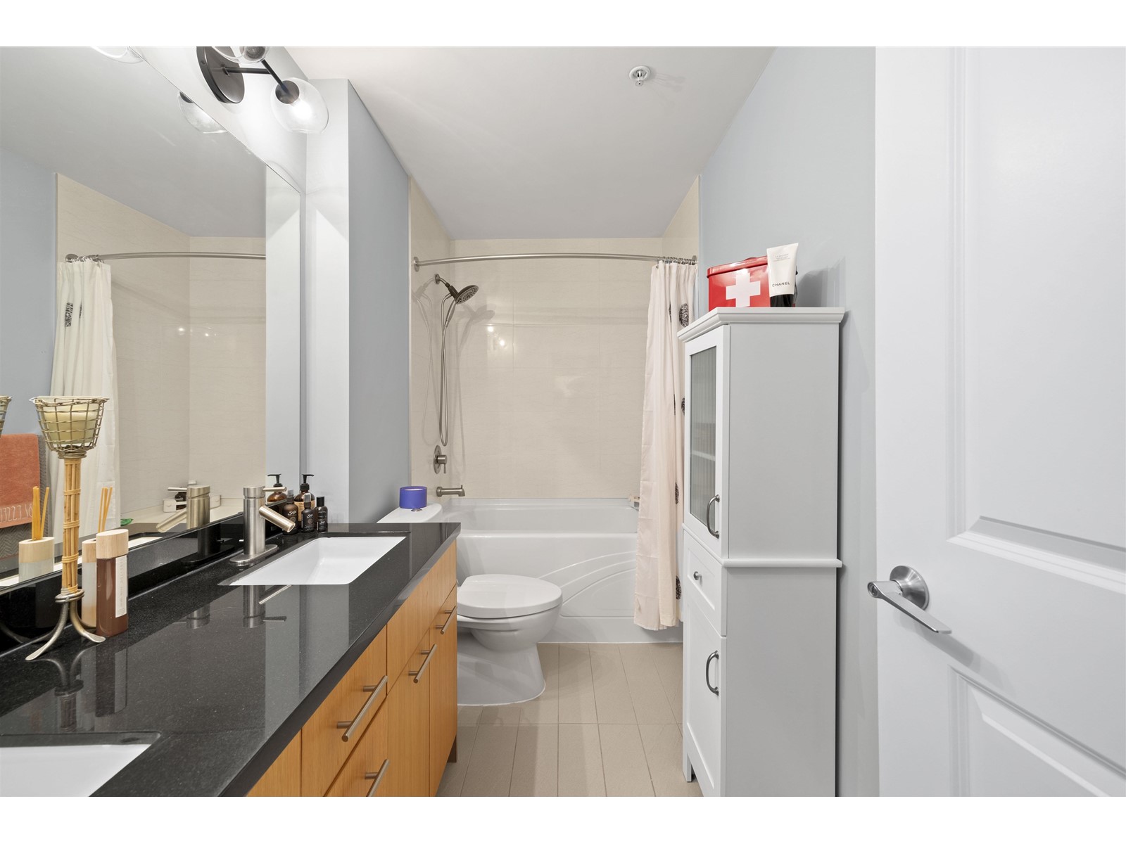 214 2970 King George Boulevard, Surrey, British Columbia  V4P 0E6 - Photo 14 - R2981216