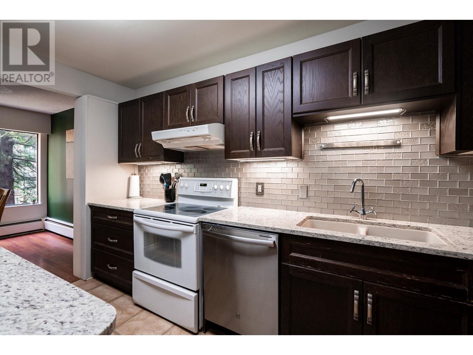 206 2620 Fromme Road, North Vancouver, British Columbia  V7J 2R3 - Photo 11 - R2983636