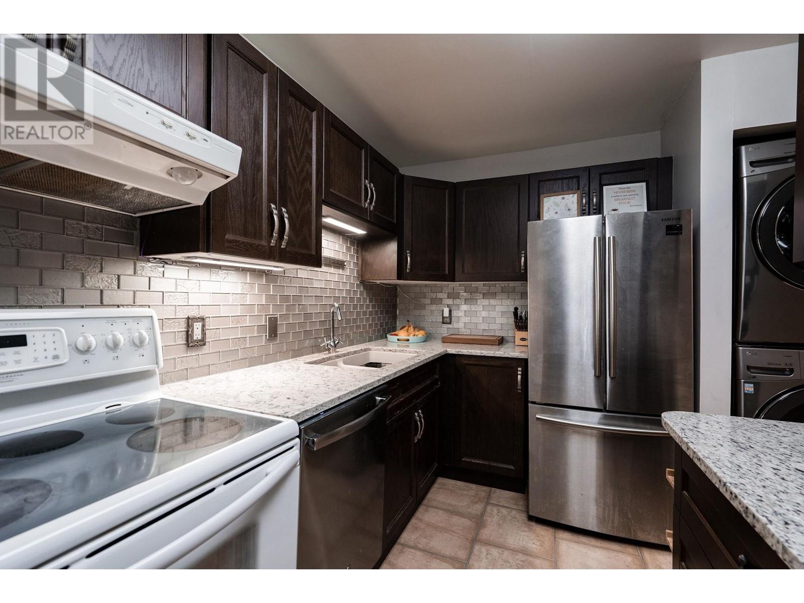 206 2620 Fromme Road, North Vancouver, British Columbia  V7J 2R3 - Photo 9 - R2983636