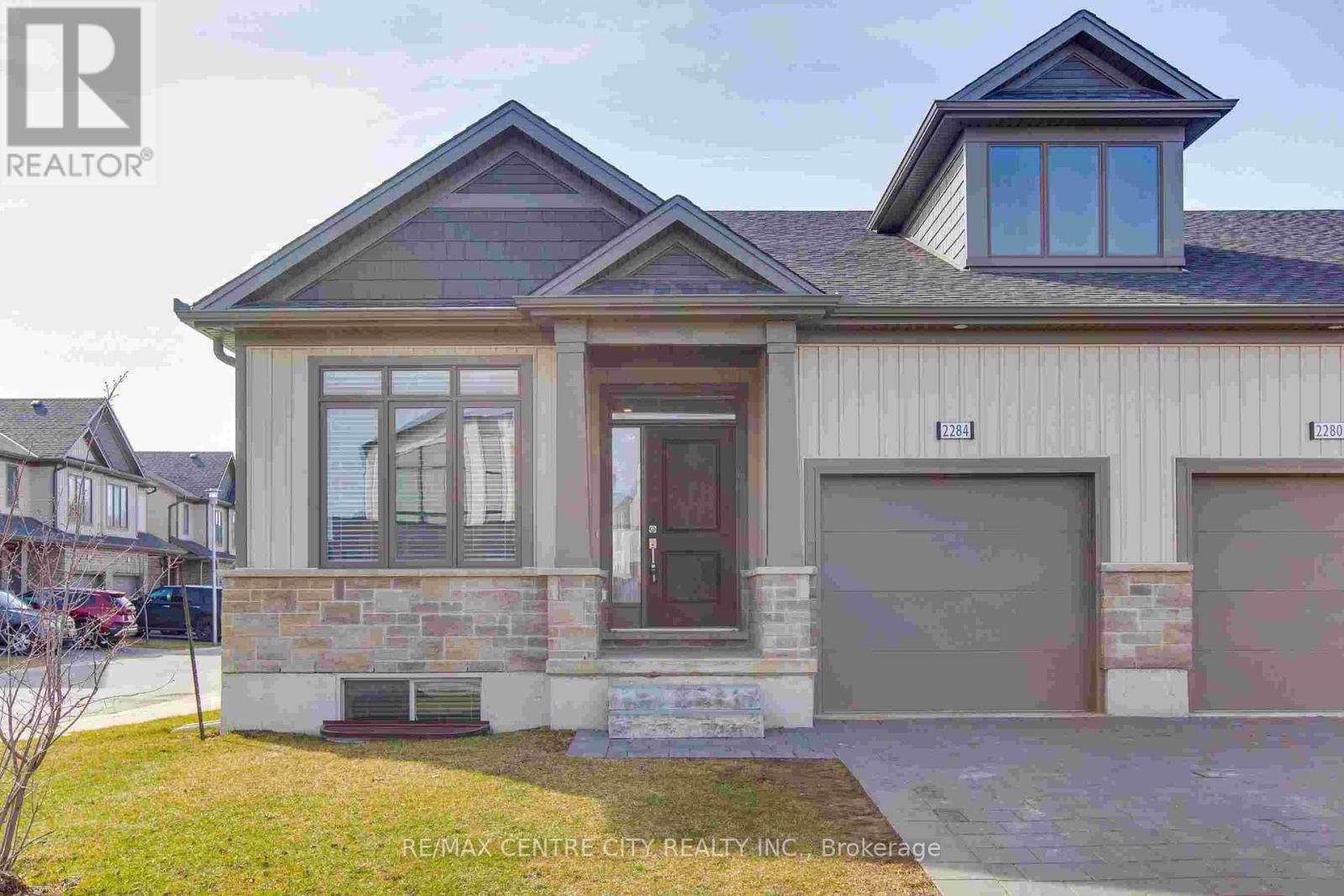 Property at 2284 EVANS BOULEVARD image 1