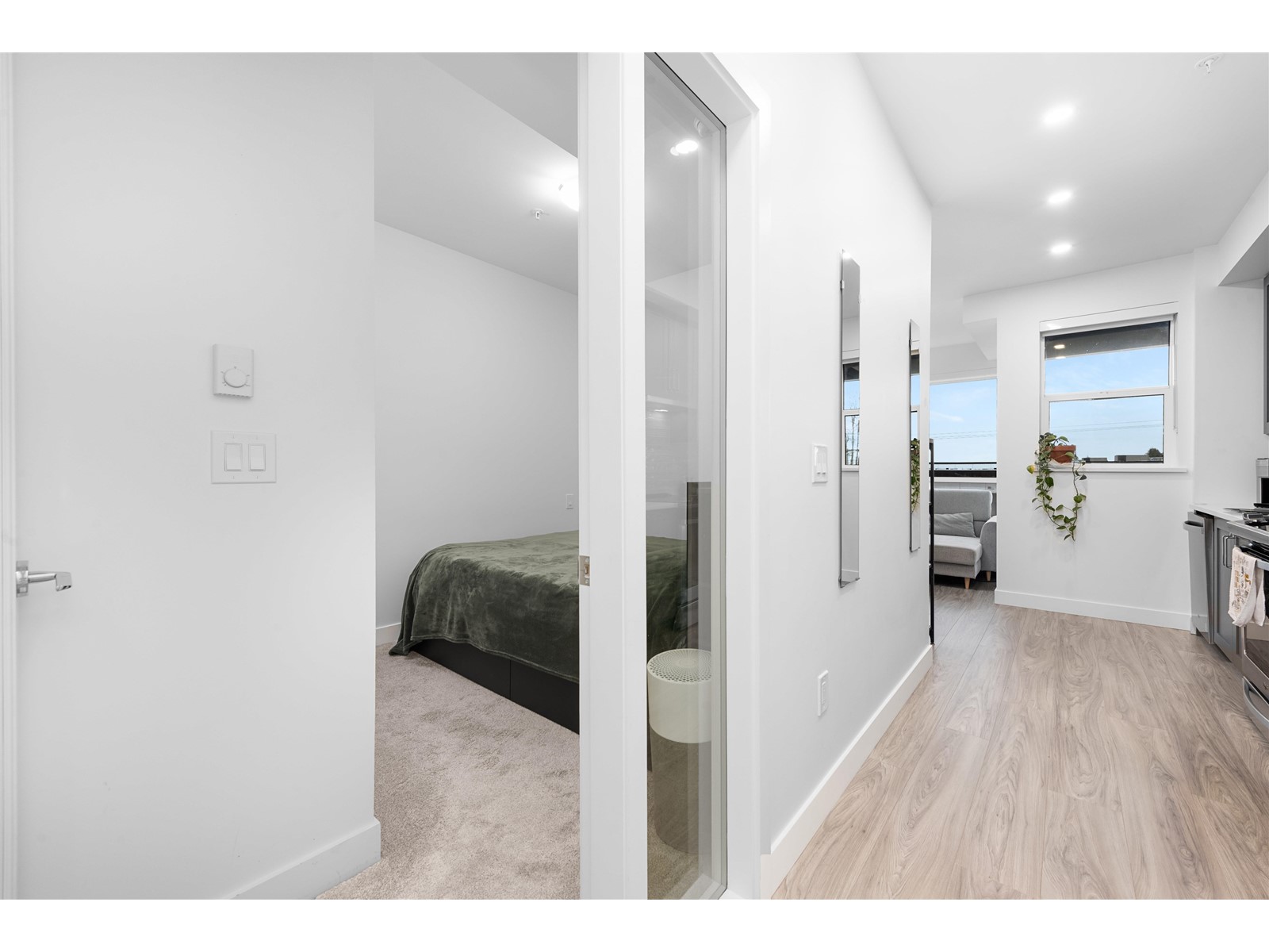 Property at 305 18811 72 AVENUE image 5