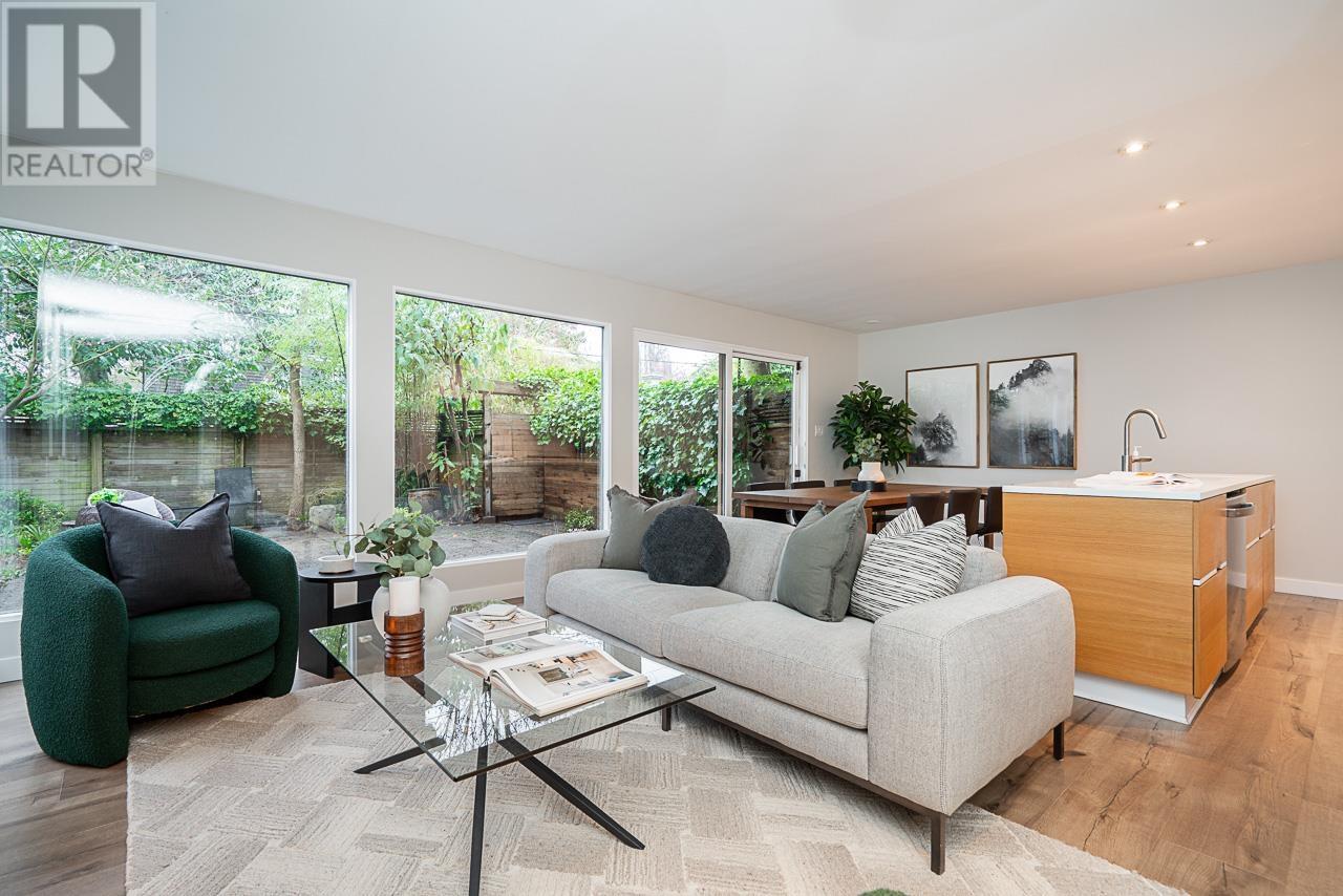 1870 Bayswater Street, Vancouver, British Columbia  V6K 4A4 - Photo 1 - R2983652