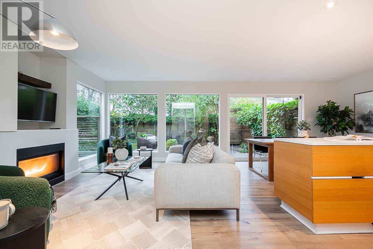 1870 Bayswater Street, Vancouver, British Columbia  V6K 4A4 - Photo 2 - R2983652