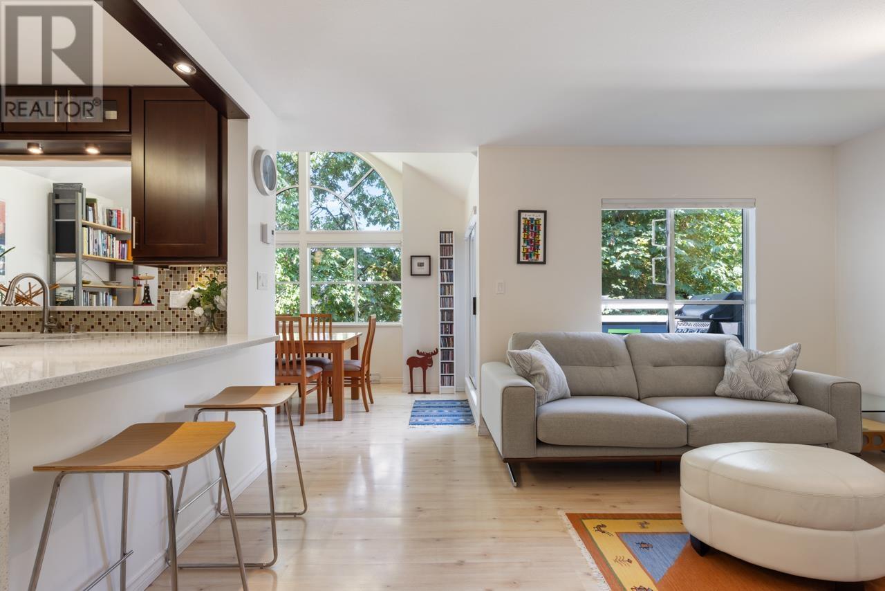 226 2960 E 29th Avenue, Vancouver, British Columbia  V5R 5Z5 - Photo 2 - R2983660