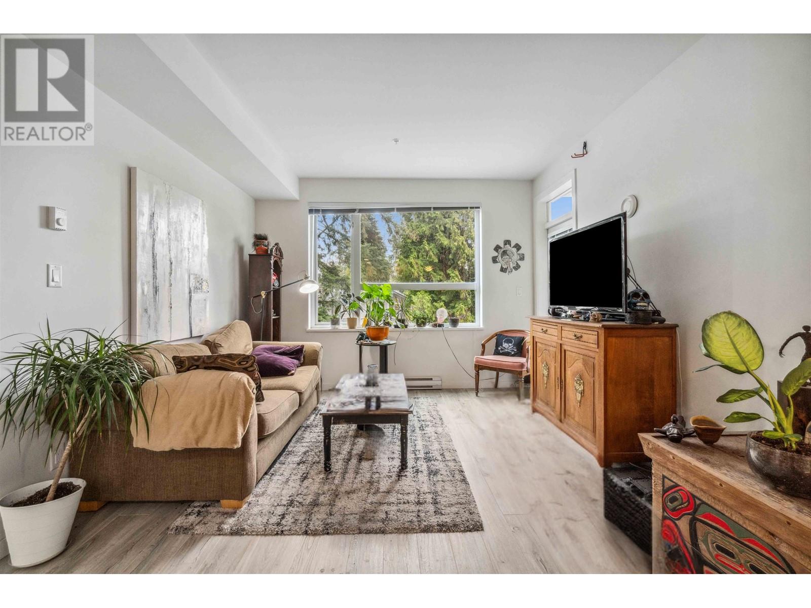 303 717 Breslay Street, Coquitlam, British Columbia  V3J 4A5 - Photo 7 - R2983678