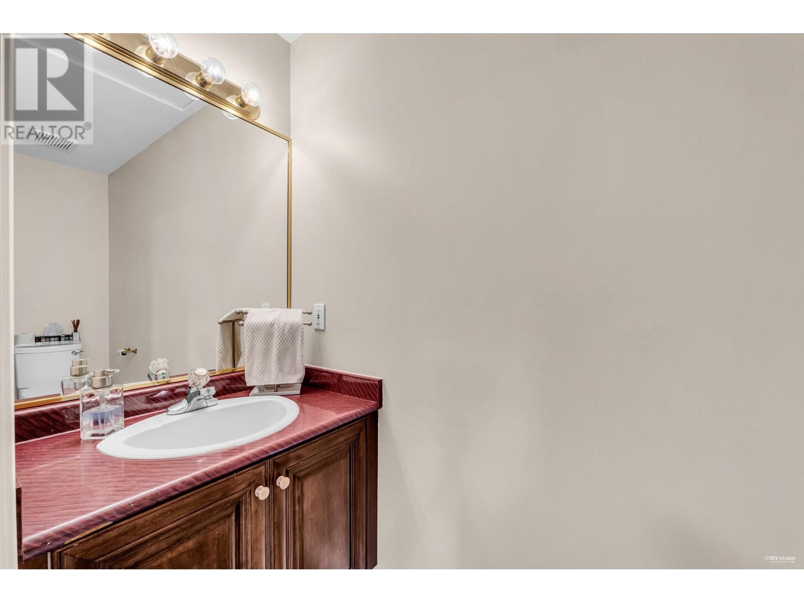 74 Shoreline Circle, Port Moody, British Columbia  V3H 5B3 - Photo 29 - R2983705