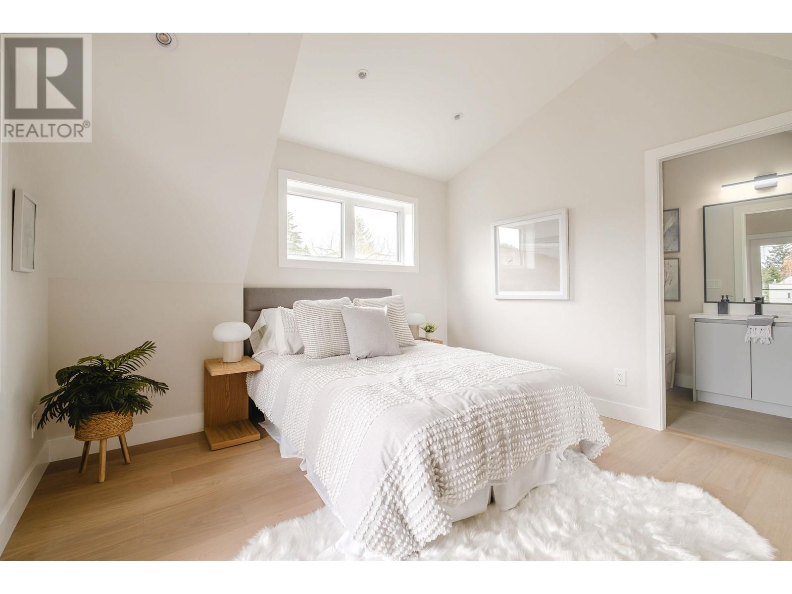 3674 Oxford Street, Vancouver, British Columbia  V5K 1P3 - Photo 16 - R2983708
