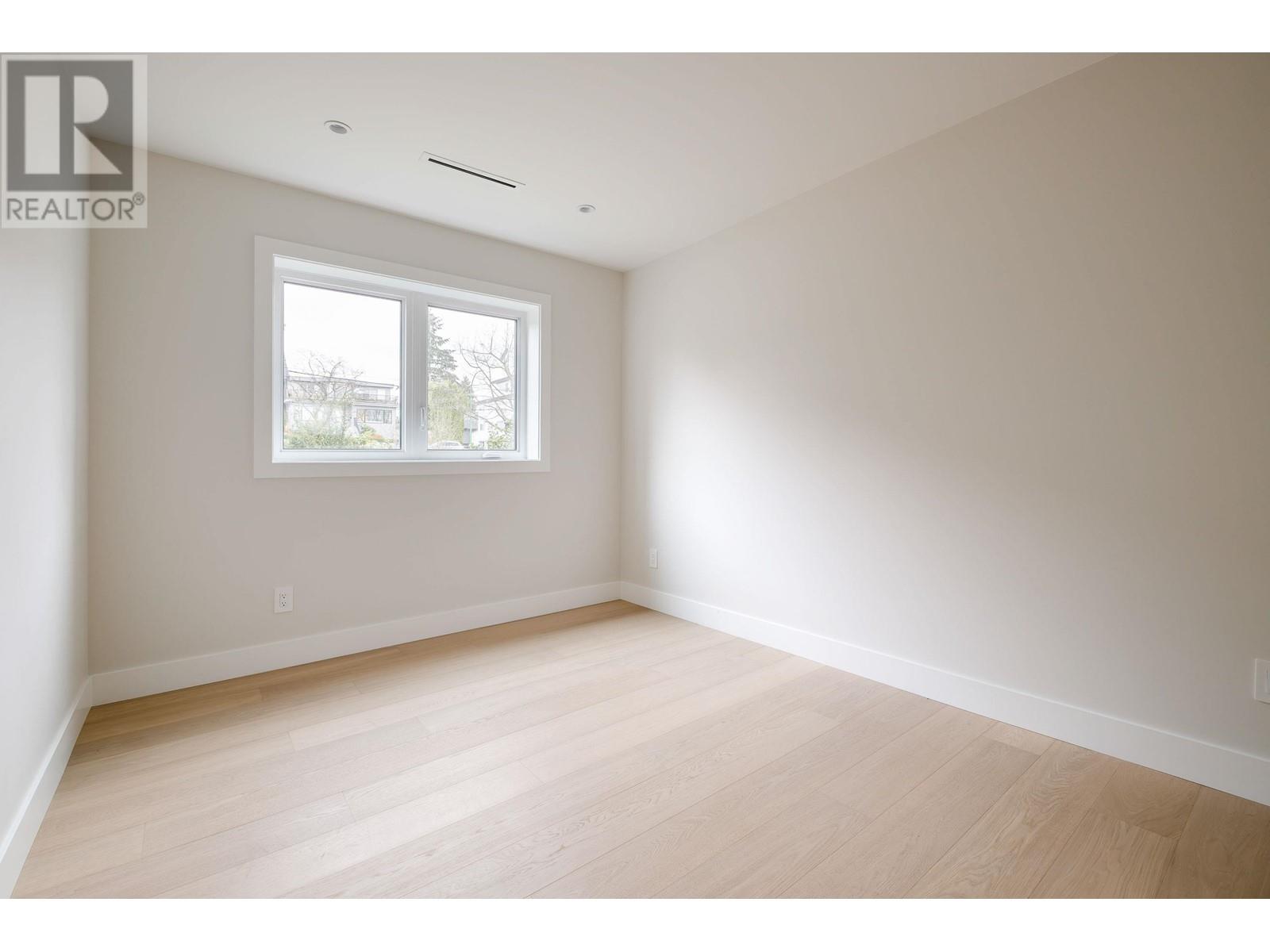 3674 Oxford Street, Vancouver, British Columbia  V5K 1P3 - Photo 25 - R2983708