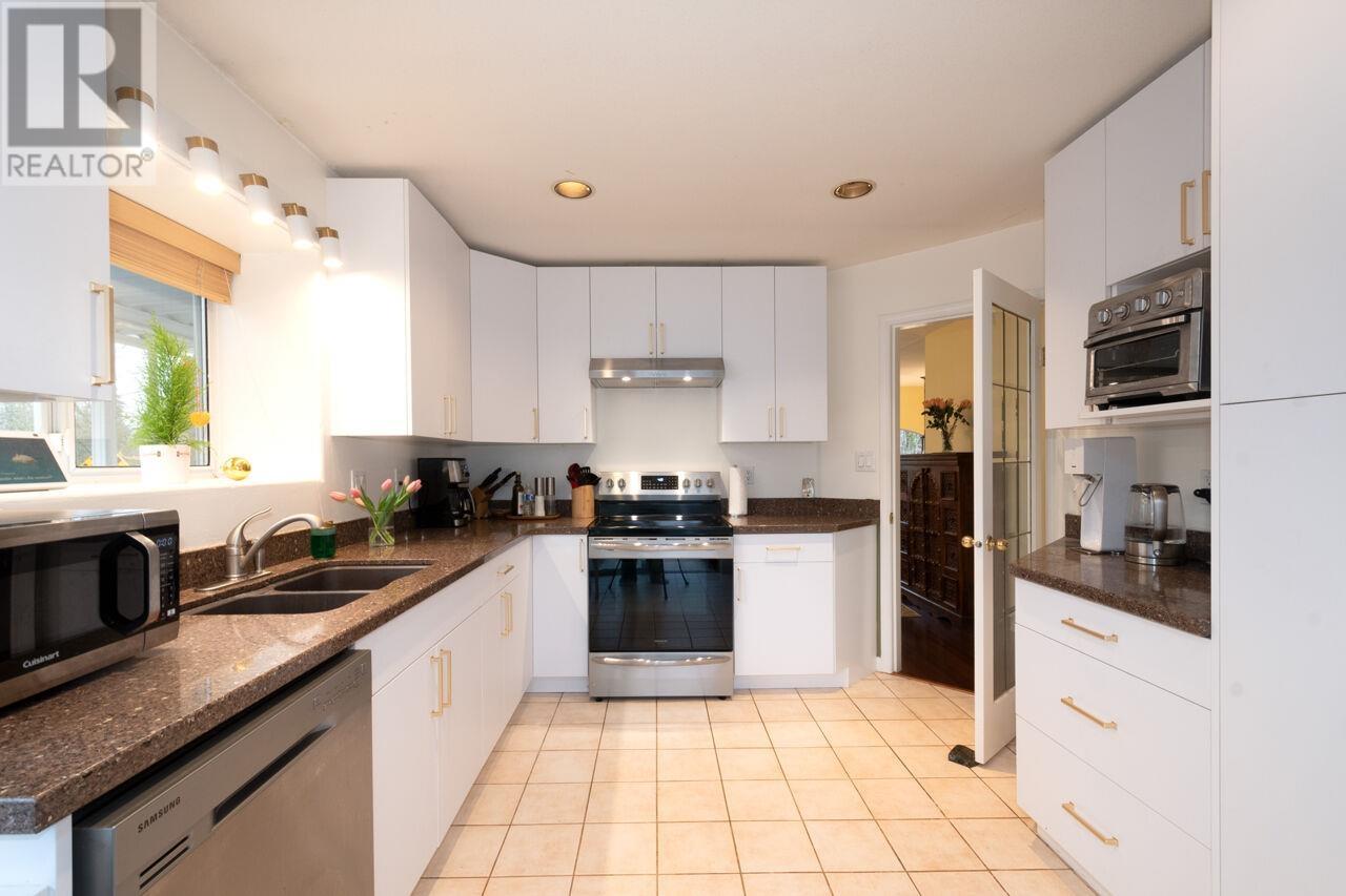 6873 4th Street, Burnaby, British Columbia  V5E 4J3 - Photo 16 - R2983717