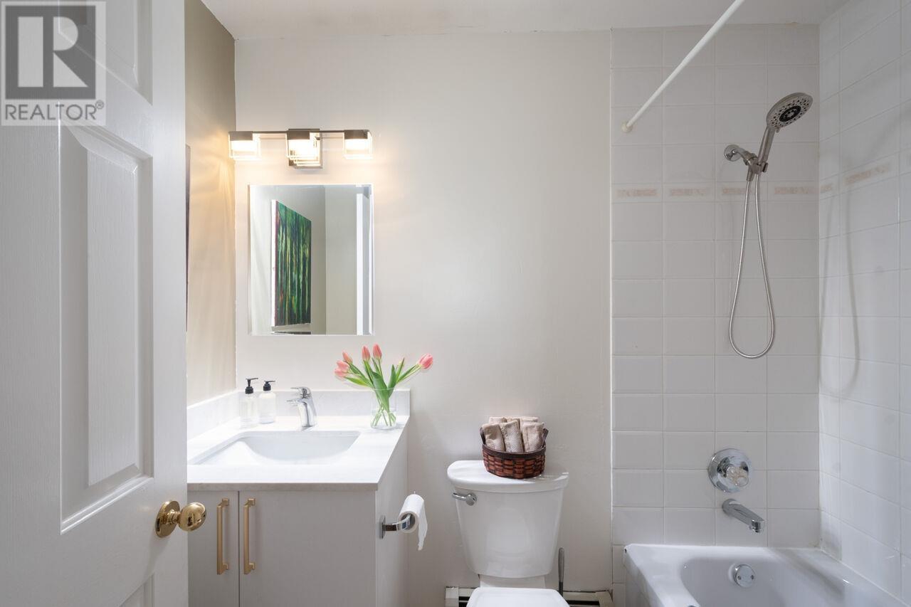 6873 4th Street, Burnaby, British Columbia  V5E 4J3 - Photo 27 - R2983717
