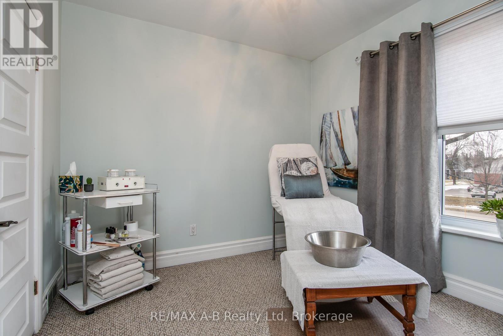 22 Mill Street E, Perth East, Ontario  N0K 1M0 - Photo 35 - X12051754