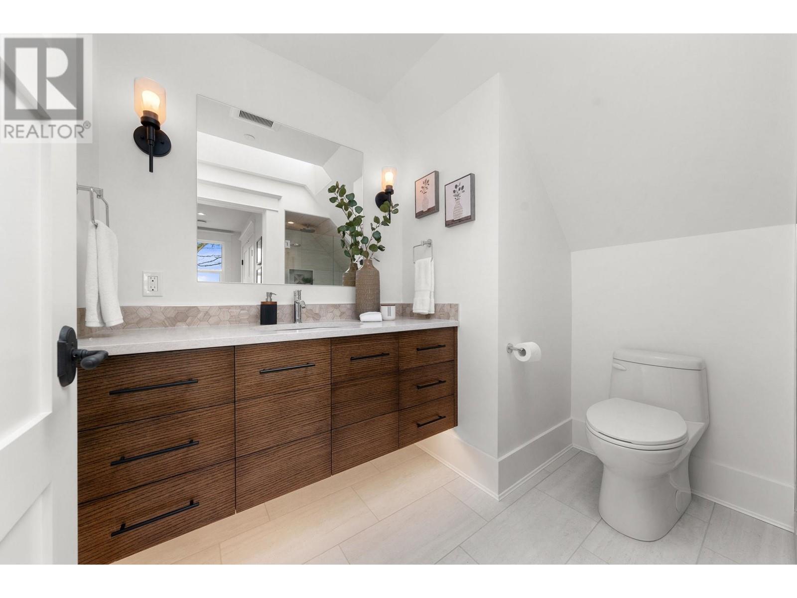 2592 Eton Street, Vancouver, British Columbia  V5K 1J7 - Photo 21 - R2983668