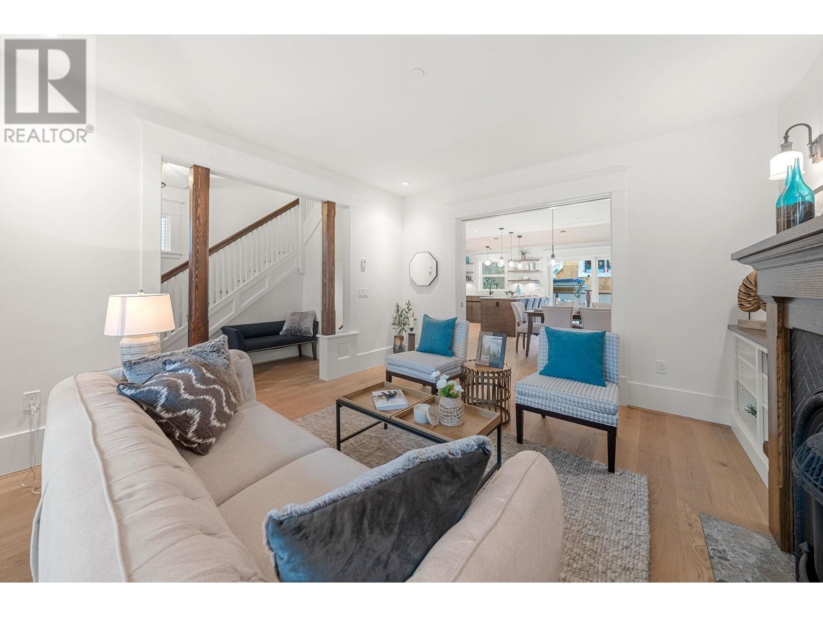 2592 Eton Street, Vancouver, British Columbia  V5K 1J7 - Photo 3 - R2983668