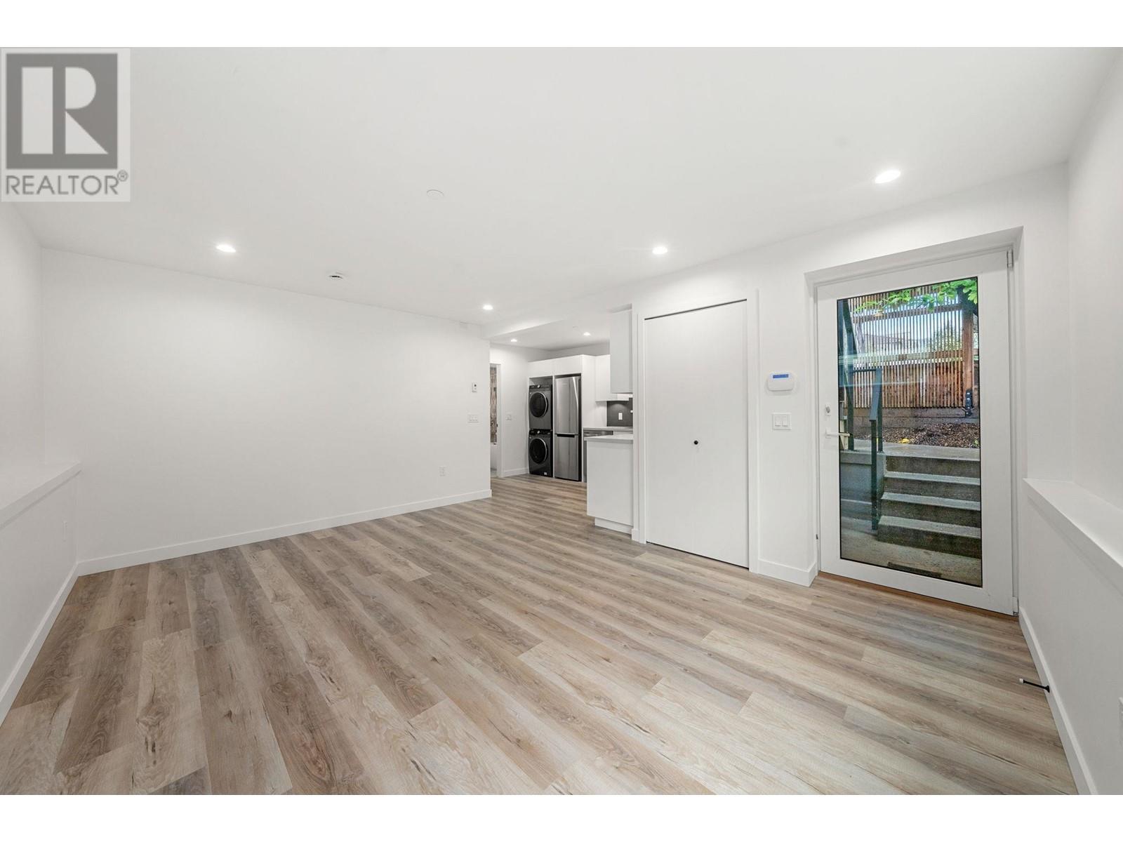 2592 Eton Street, Vancouver, British Columbia  V5K 1J7 - Photo 30 - R2983668