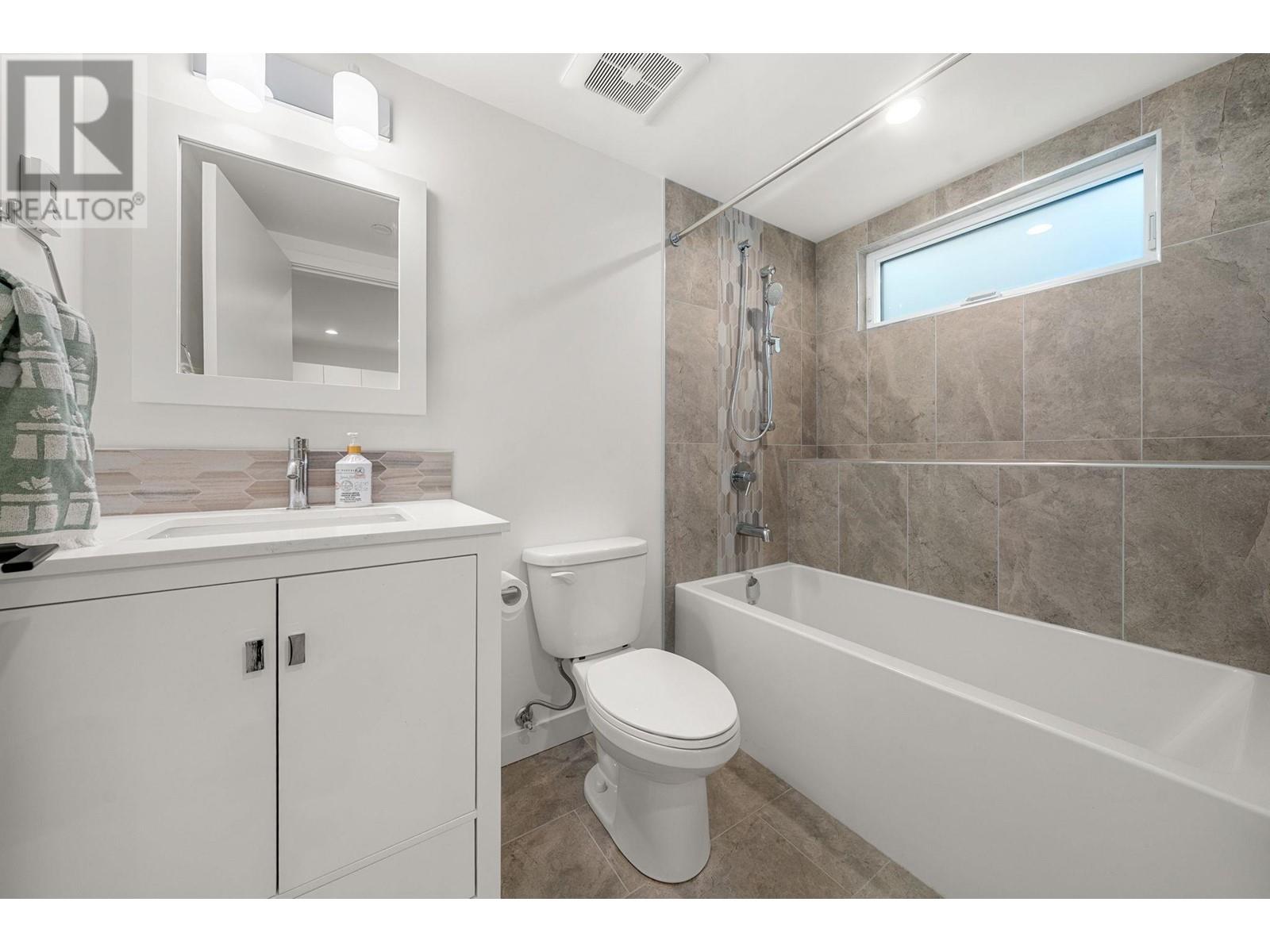 2592 Eton Street, Vancouver, British Columbia  V5K 1J7 - Photo 34 - R2983668