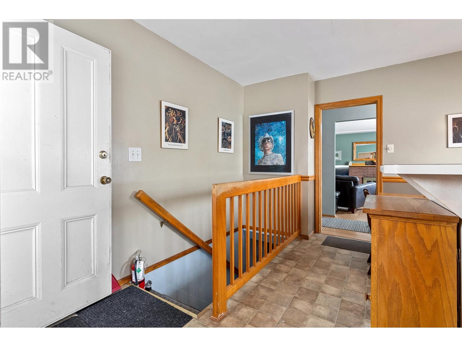 6430 Portland Street, Burnaby, British Columbia  V5E 1A2 - Photo 18 - R2983691