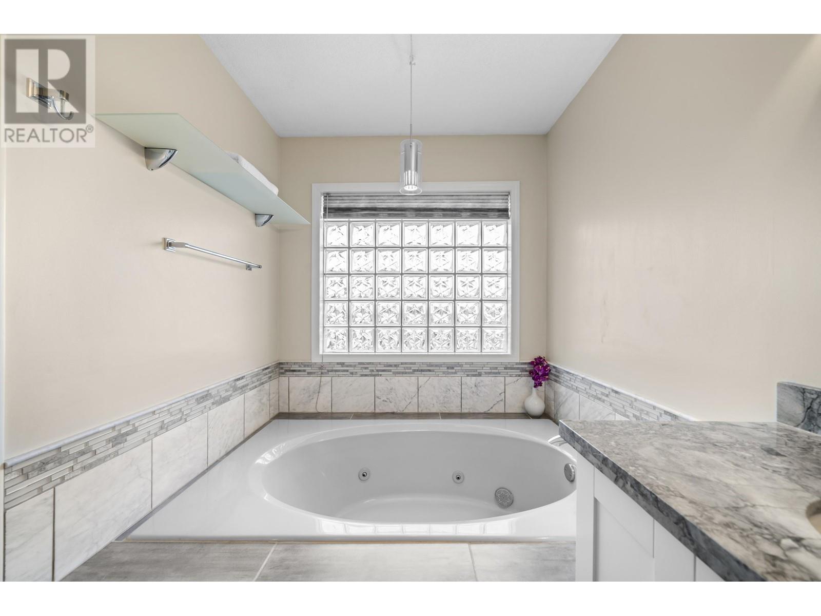 777 Cannon Green, Port Coquitlam, British Columbia  V3C 6E3 - Photo 18 - R2983731