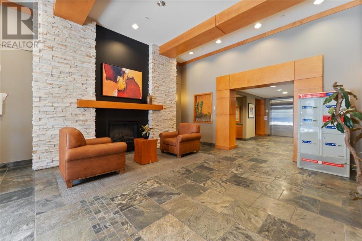 402 2958 Silver Springs Boulevard, Coquitlam, British Columbia  V3E 3R9 - Photo 4 - R2983687