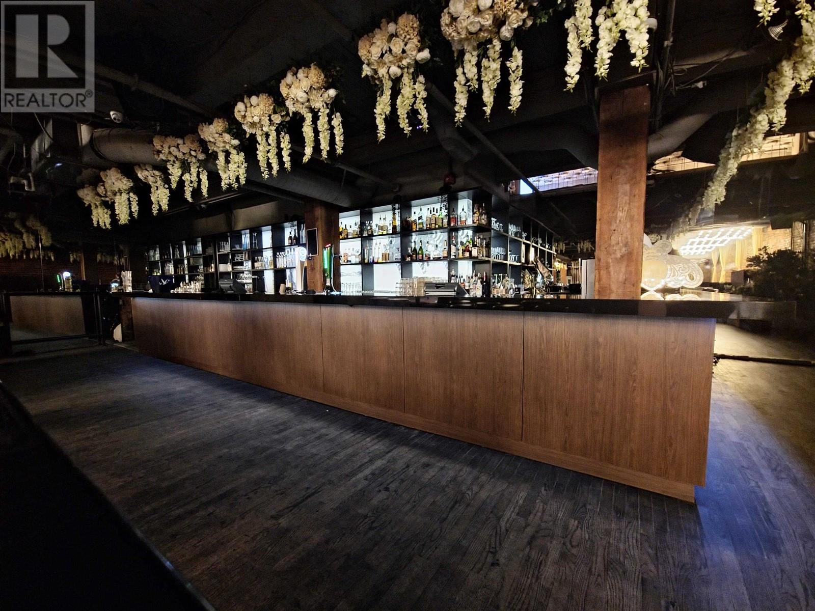 1222 HAMILTON STREET, vancouver, British Columbia V6B2S8