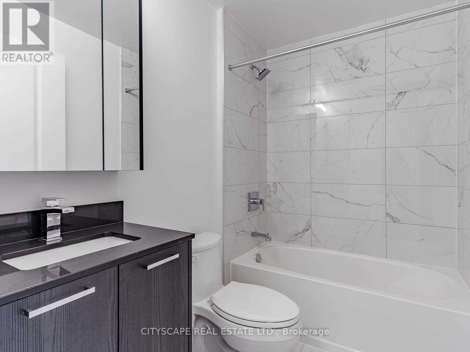 405 - 120 Eagle Rock Way, Vaughan, Ontario  L6A 5C2 - Photo 16 - N12051491