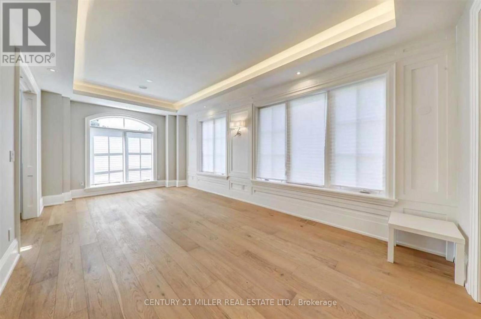 477 Candler Road, Oakville, Ontario  L6J 2V5 - Photo 8 - W12051737