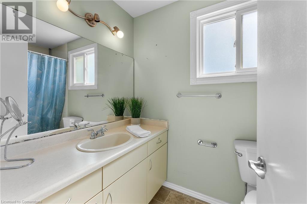 24 Station Street, Welland, Ontario  L3C 5K7 - Photo 14 - 40711904