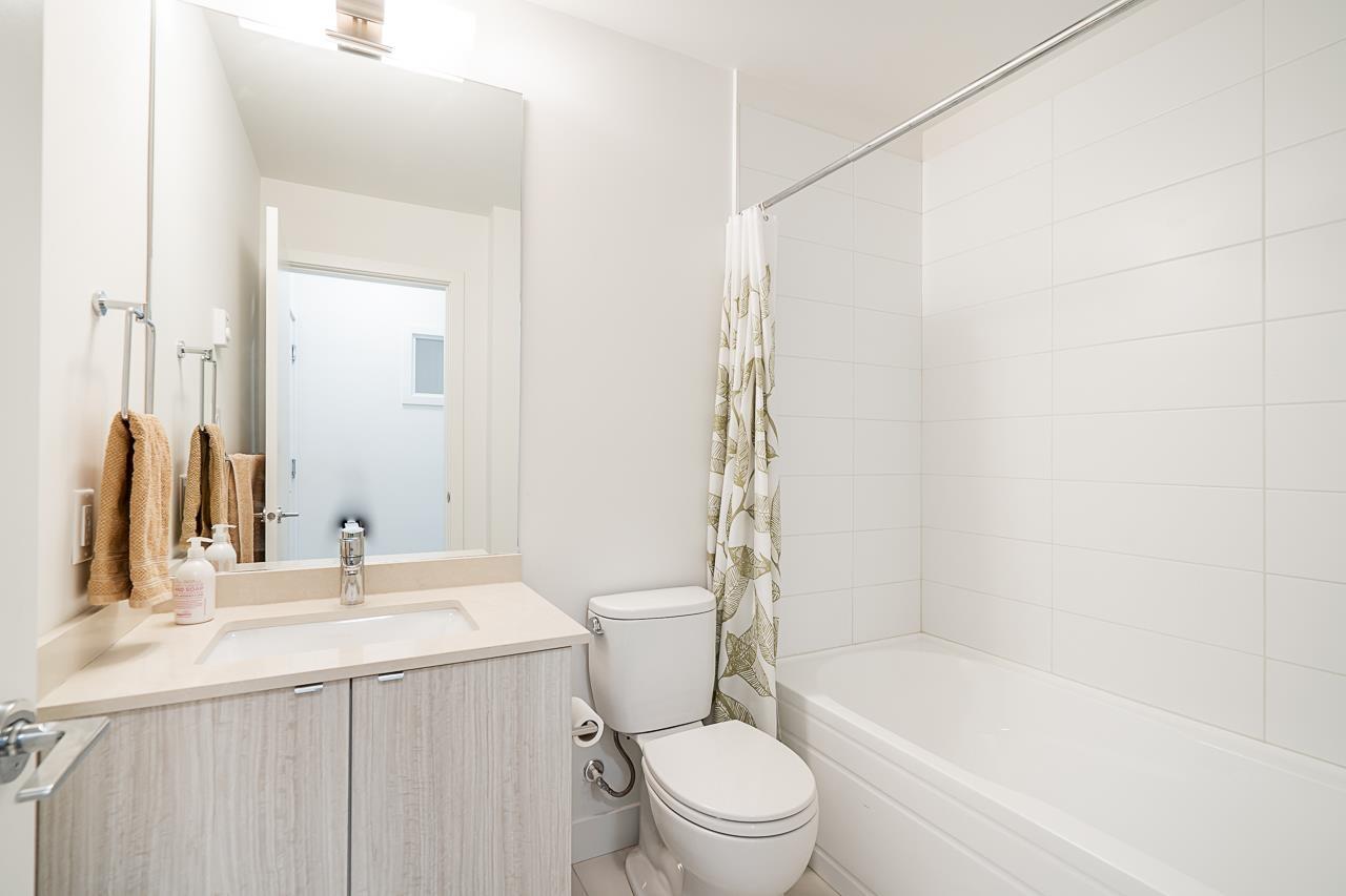 202 6438 195a Street, Surrey, British Columbia  V4N 6R5 - Photo 21 - R2983462