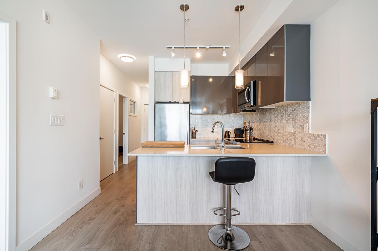 202 6438 195a Street, Surrey, British Columbia  V4N 6R5 - Photo 7 - R2983462