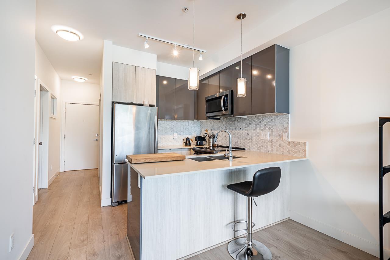 202 6438 195a Street, Surrey, British Columbia  V4N 6R5 - Photo 8 - R2983462