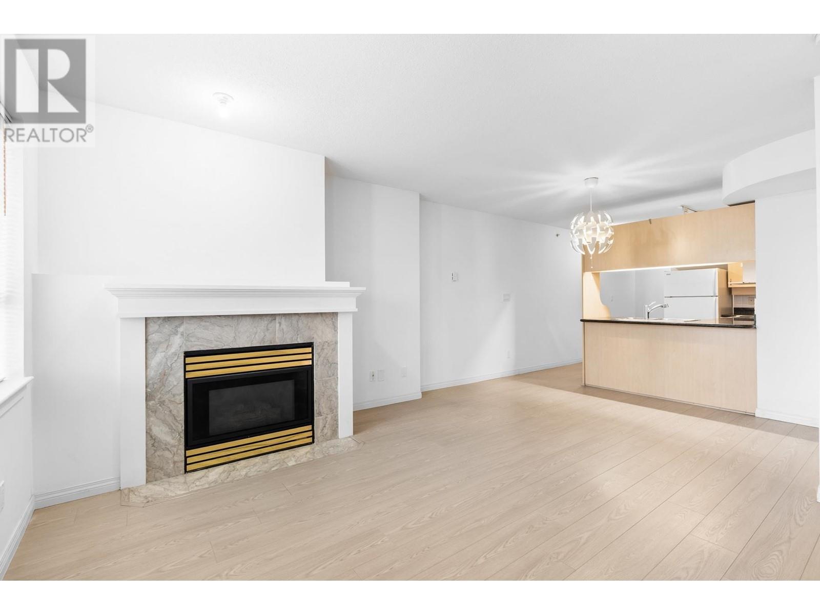 603 6611 Cooney Road, Richmond, British Columbia  V6Y 4C5 - Photo 2 - R2983698
