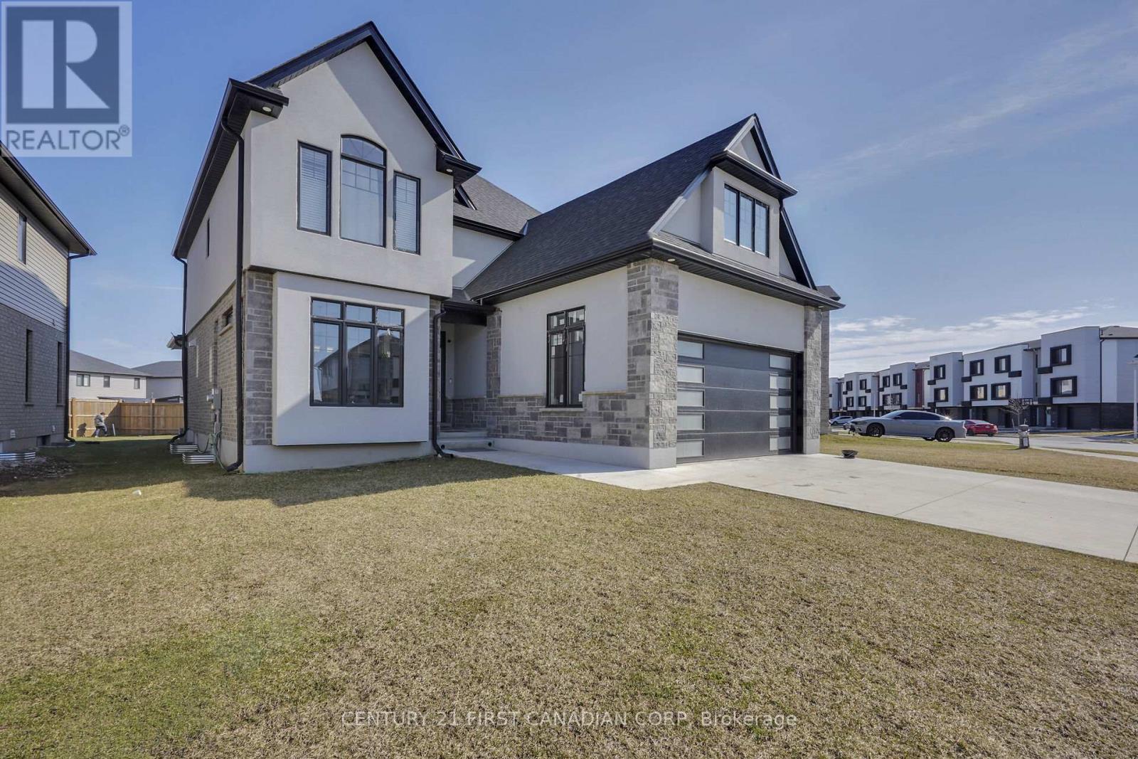 Property at 3500 EMILY CARR LANE image 2