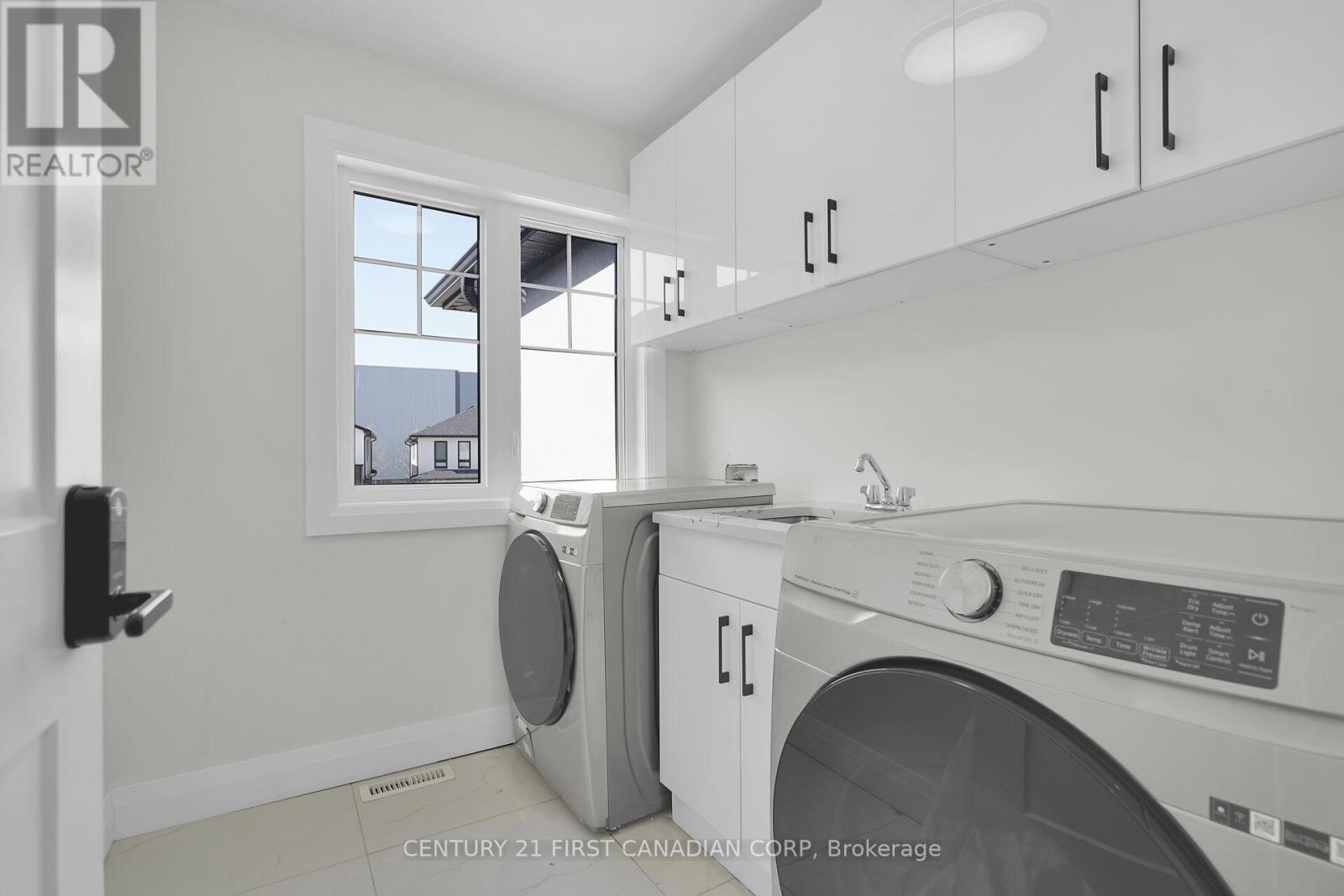 Photo 32 of 42 for 3500 Emily Carr Lane