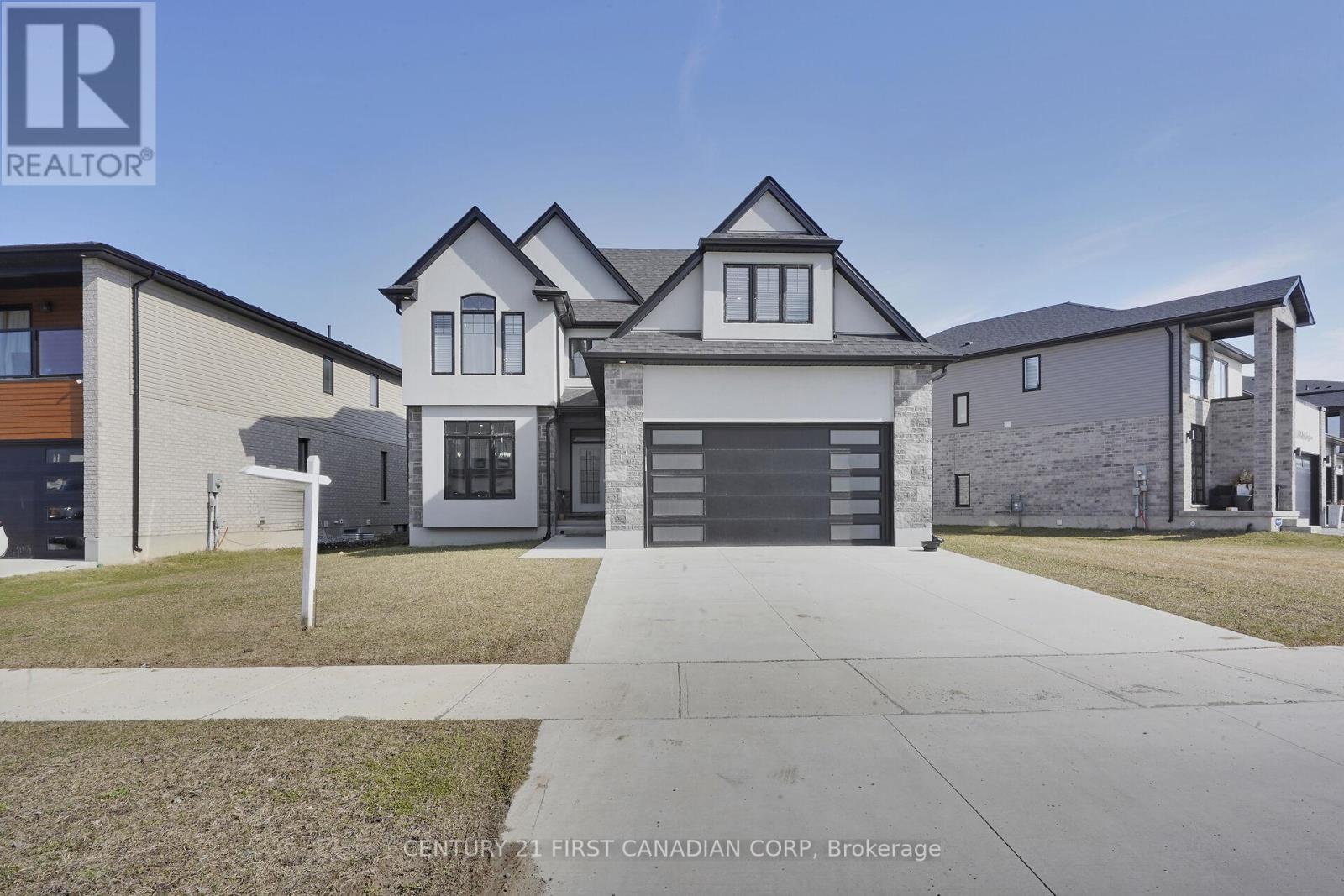 Property at 3500 EMILY CARR LANE image 4