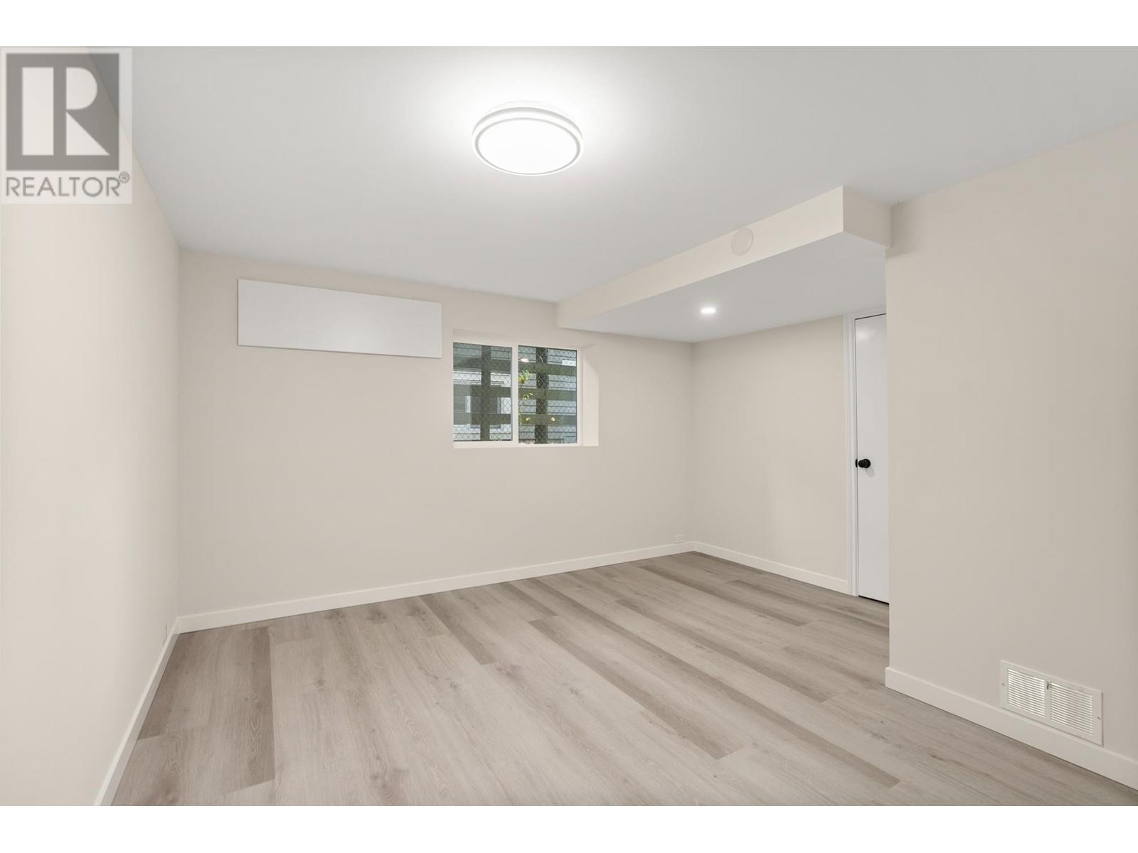 1285 Langdale Drive, North Vancouver, British Columbia  V7R 1Z8 - Photo 18 - R2983732