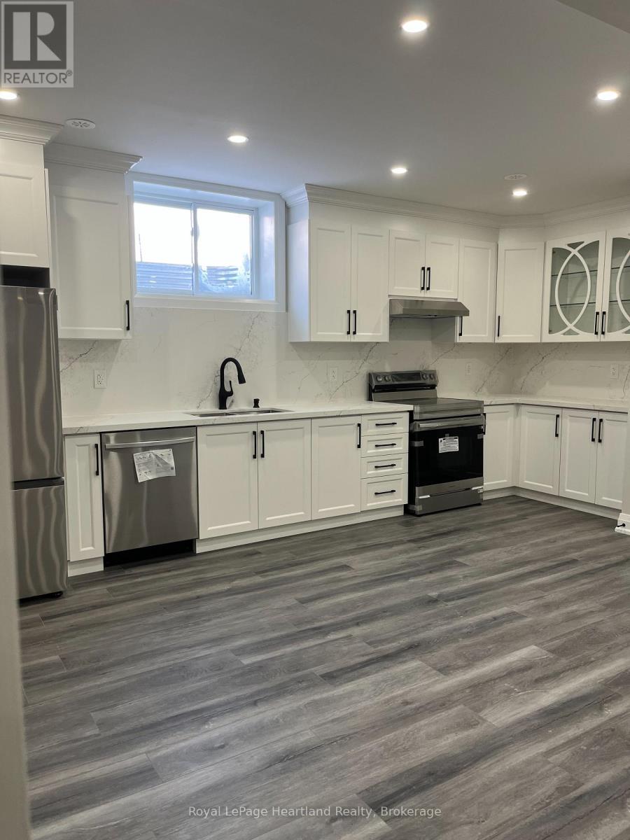 206 Shearwater Trail, Goderich, Ontario  N7A 0C3 - Photo 3 - X12051807