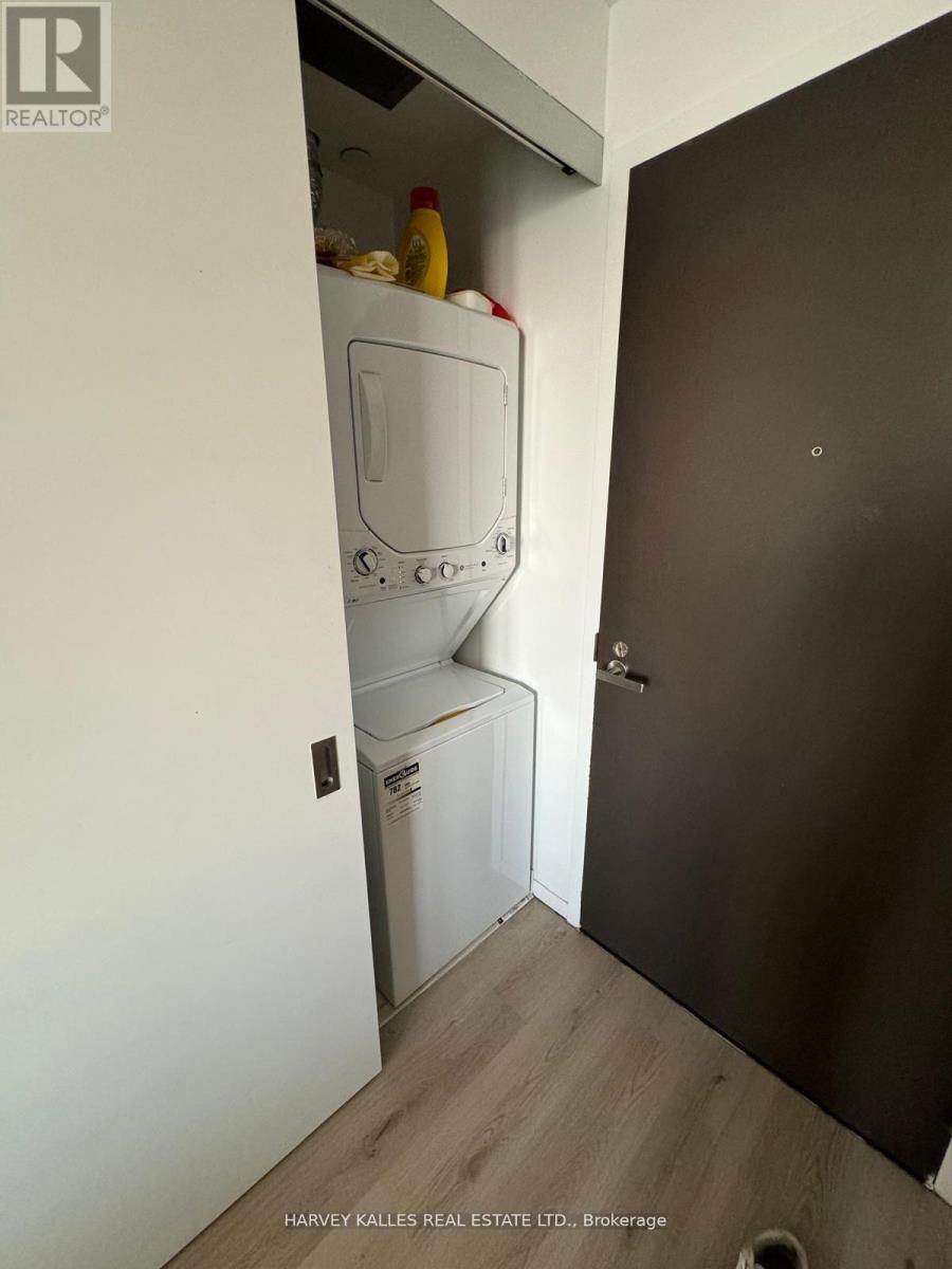 4908 - 197 Yonge Street, Toronto, Ontario  M5B 0C1 - Photo 11 - C12051864
