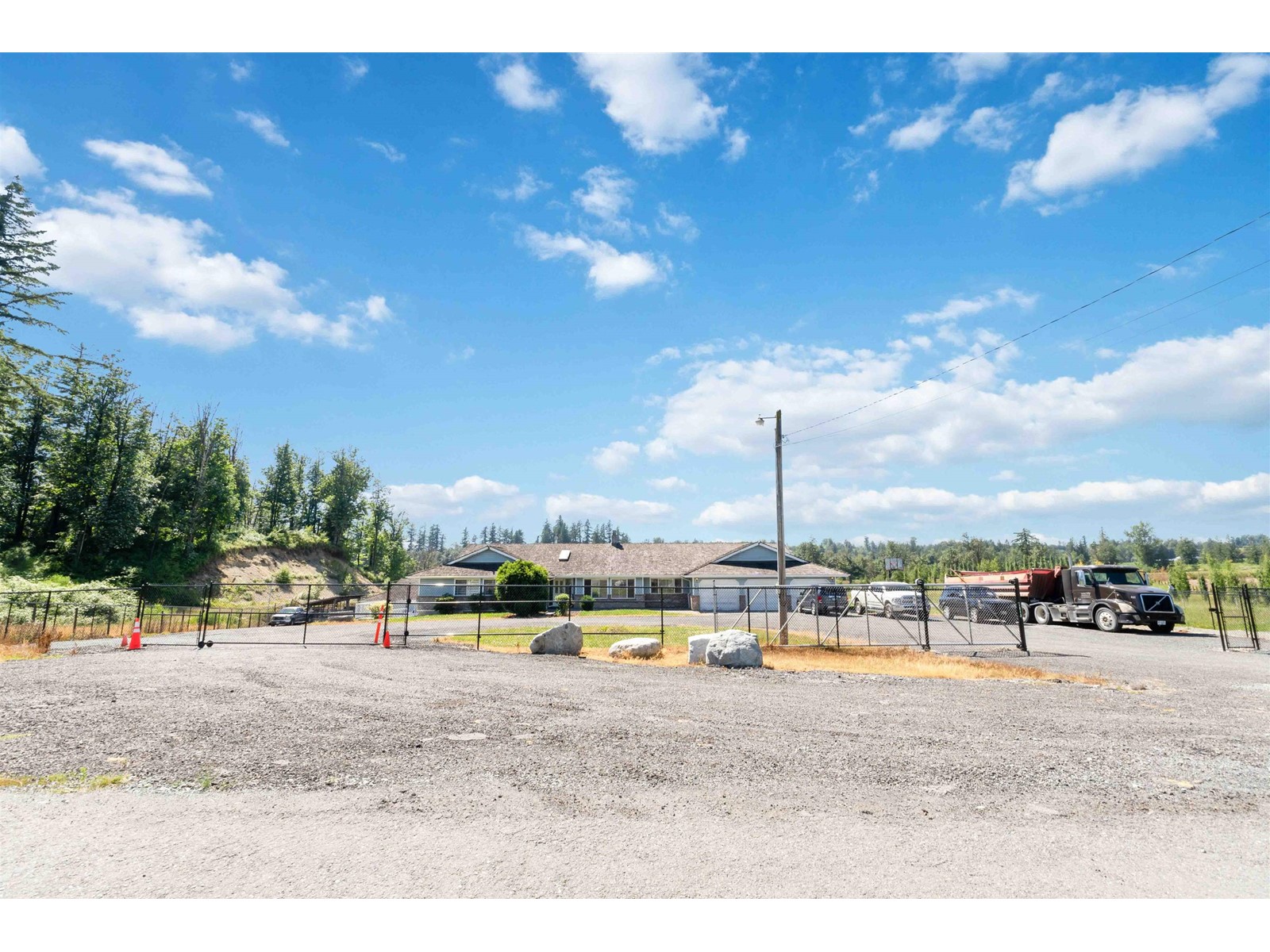 Property at 2615 LOCK STREET image 3